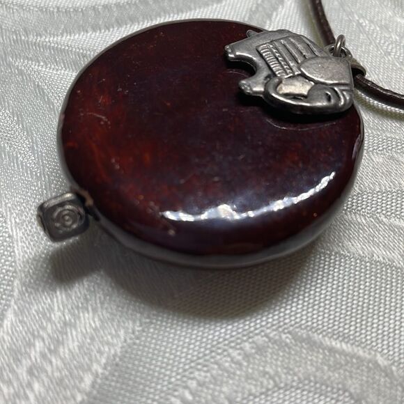 Elephant charm and pendant necklace with elephant toggle clasp on cord - Picture 6 of 7